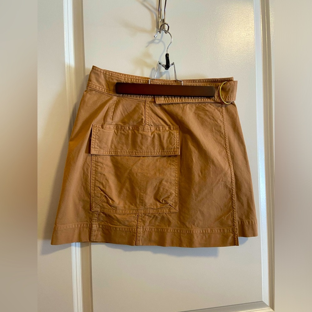Banana Republic Tan Khaki Utility Belted Wrap Cargo Skirt Size 6 (petite).
